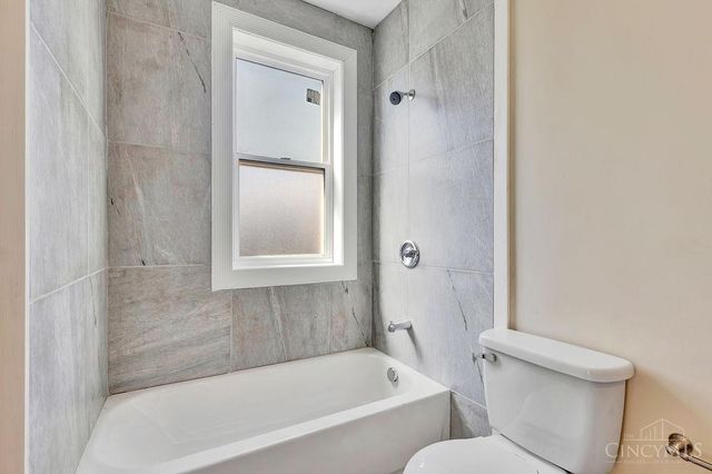 3331 Bonaparte, Cincinnati, OH 45207