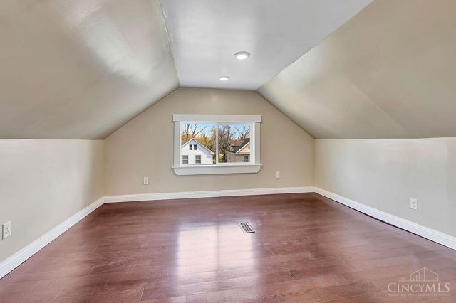 3331 Bonaparte, Cincinnati, OH 45207