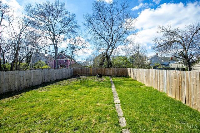 3331 Bonaparte, Cincinnati, OH 45207