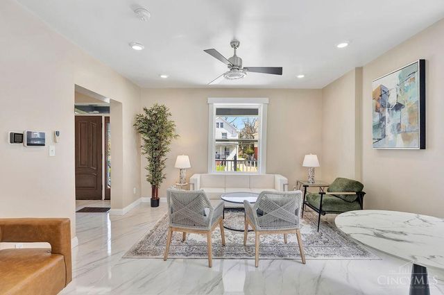 3331 Bonaparte, Cincinnati, OH 45207