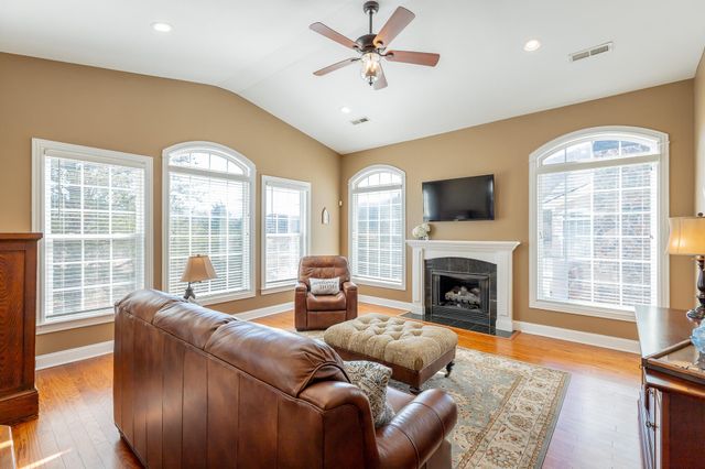 1109 Renaissance Court, Chattanooga, TN 37419