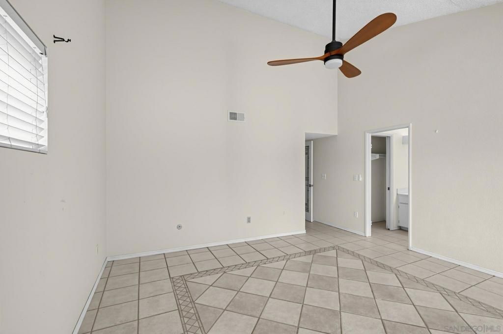 4616 Bay Summit Pl, San Diego, CA 92117 — photo 3