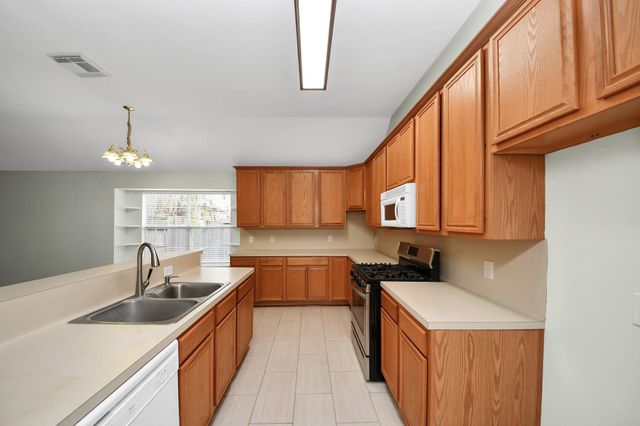 1103 Lake Shore Drive, Pearland, TX 77581