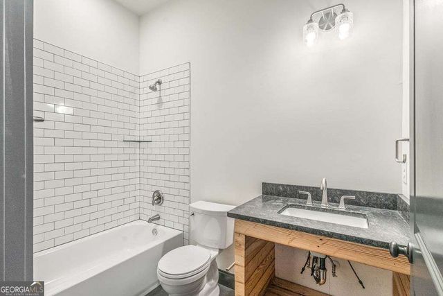 13 Greenville Street B, Newnan, GA 30263