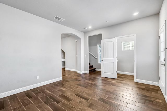 4158 Duncan Avenue, Clovis, CA 93619