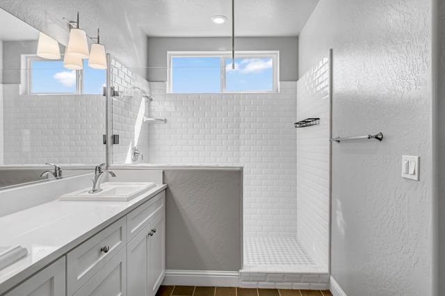 4158 Duncan Avenue, Clovis, CA 93619