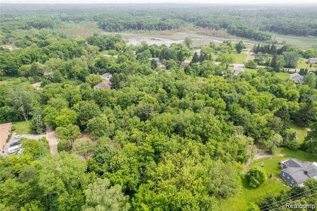 VL Birchwood Drive, Holly, MI 48442