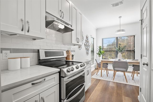 6501 COLUMBIA OAKS CT D8, Austin, TX 78759