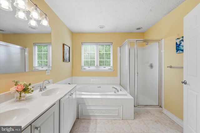 1721 ALGONQUIN RD, Frederick, MD 21701