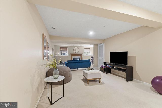 1721 ALGONQUIN RD, Frederick, MD 21701