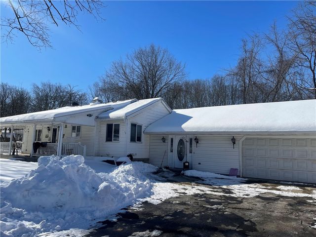 1123 Wampum New Galilee Rd, New Beaver Boro, PA 16141