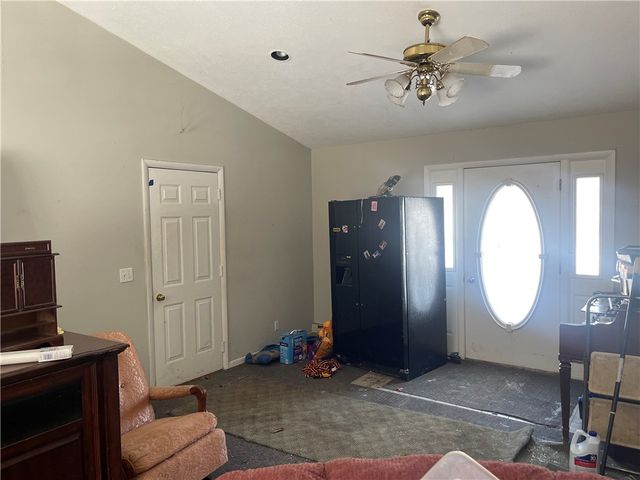 1123 Wampum New Galilee Rd, New Beaver Boro, PA 16141