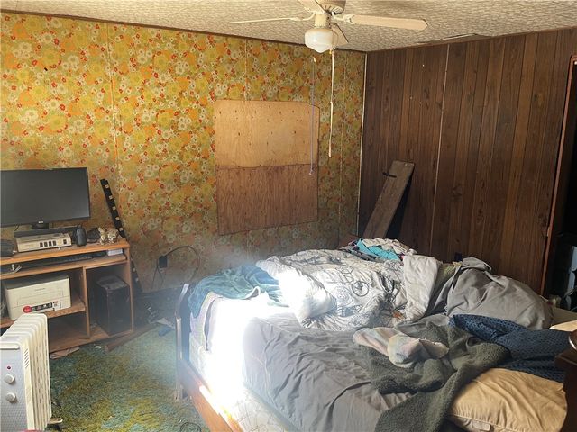 1123 Wampum New Galilee Rd, New Beaver Boro, PA 16141