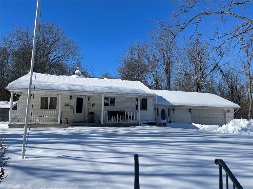 1123 Wampum New Galilee Rd, New Beaver Boro, PA 16141