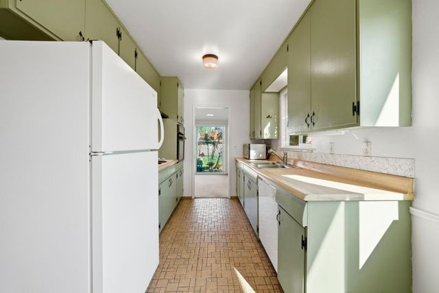 1000 Wood Duck Avenue, Santa Clara, CA 95051