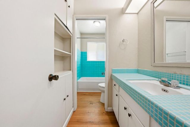 1000 Wood Duck Avenue, Santa Clara, CA 95051