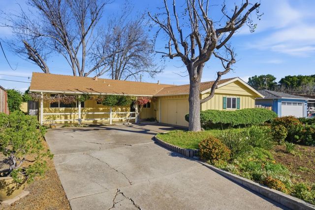 1000 Wood Duck Avenue, Santa Clara, CA 95051