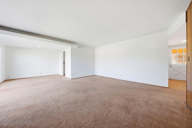 1000 Wood Duck Avenue, Santa Clara, CA 95051