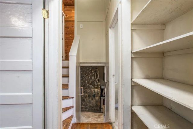 1329 Helen Street, Wrightwood, CA 92397