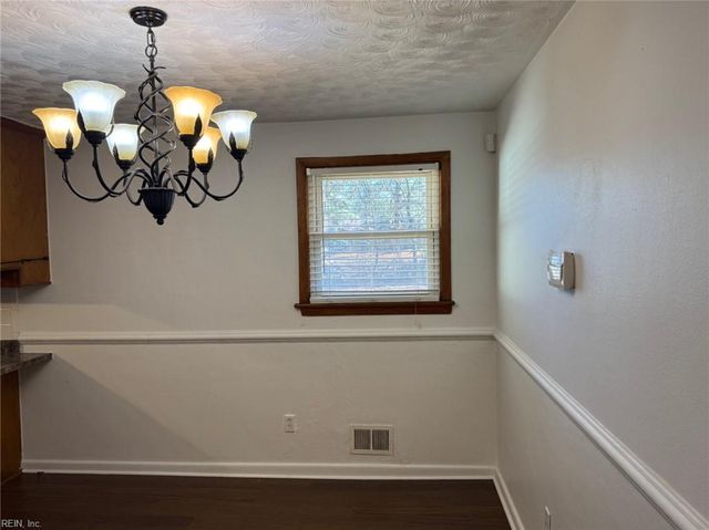 3715 Magnolia DR, Portsmouth, VA 23703