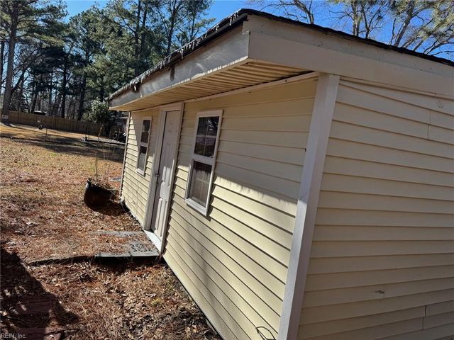 3715 Magnolia DR, Portsmouth, VA 23703