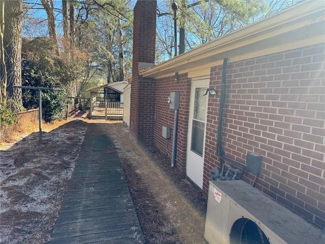 3715 Magnolia DR, Portsmouth, VA 23703