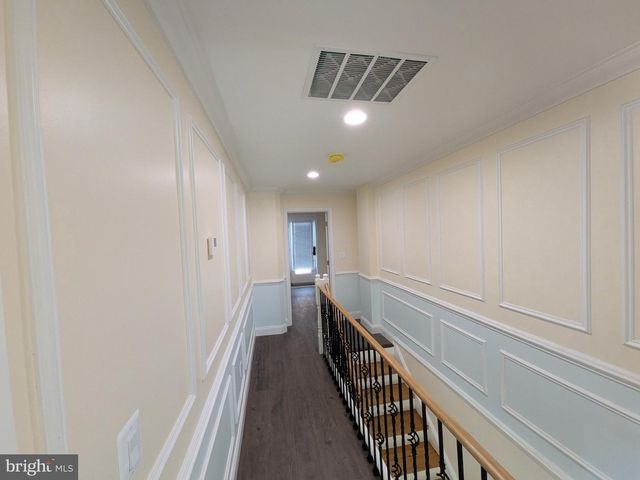 2953 MILES AVE, Baltimore, MD 21211
