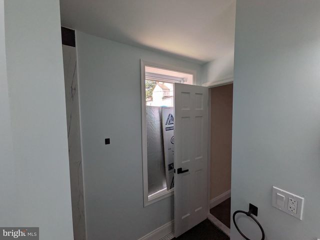 2953 MILES AVE, Baltimore, MD 21211