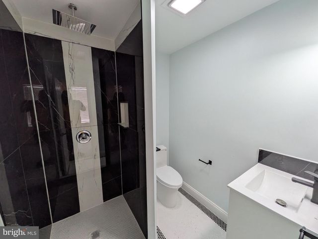 2953 MILES AVE, Baltimore, MD 21211