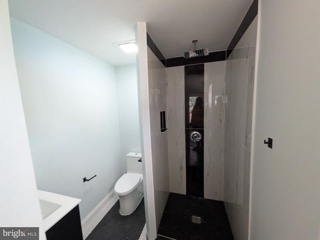 2953 MILES AVE, Baltimore, MD 21211