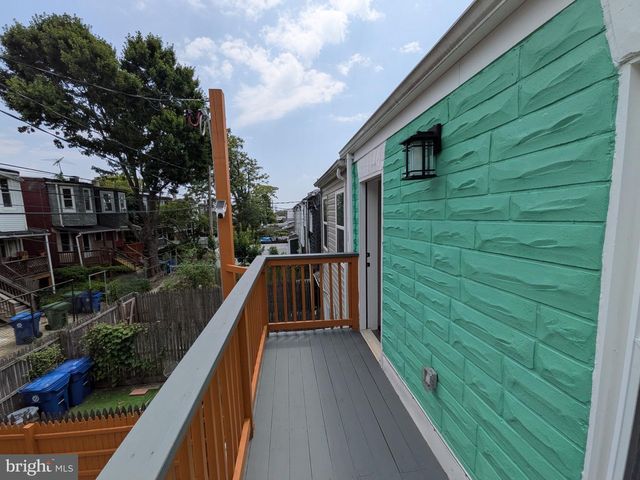 2953 MILES AVE, Baltimore, MD 21211