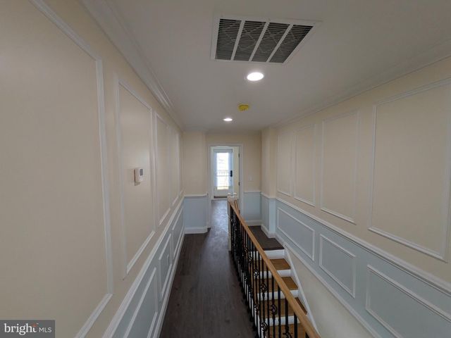 2953 MILES AVE, Baltimore, MD 21211
