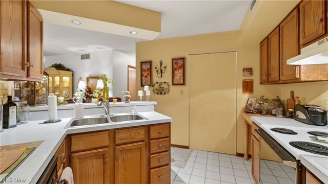 1123 Redtail Hawk 1, Boardman, OH 44512