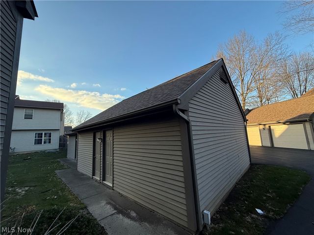 1123 Redtail Hawk 1, Boardman, OH 44512