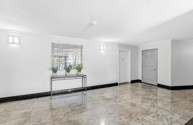 151 Coolidge Avenue 413, Watertown, MA 02472