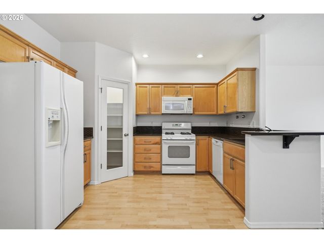 1638 Sw 173RD Ter, Beaverton, OR 97003