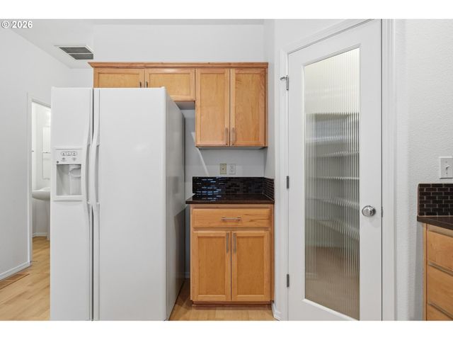 1638 Sw 173RD Ter, Beaverton, OR 97003