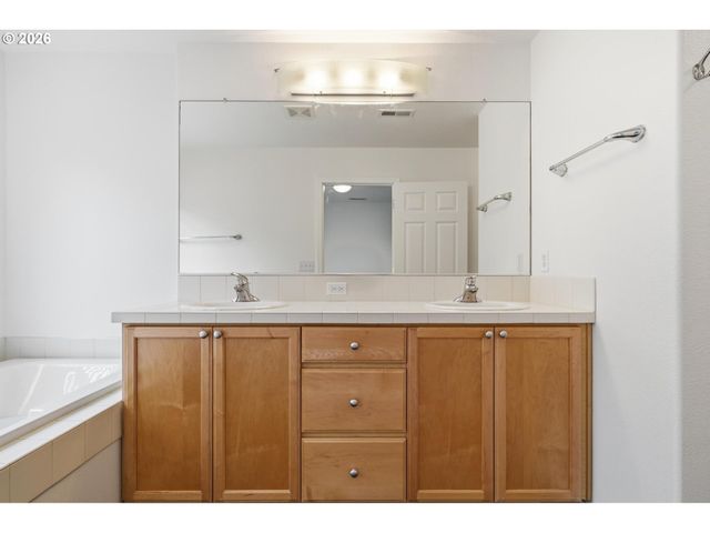 1638 Sw 173RD Ter, Beaverton, OR 97003