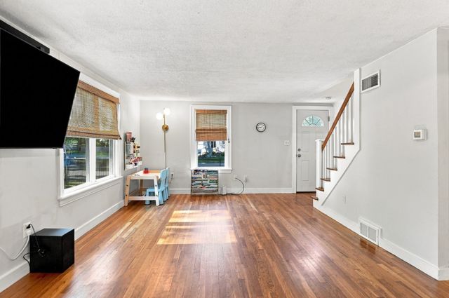 15 Miles Rd, Tewksbury, MA 01876