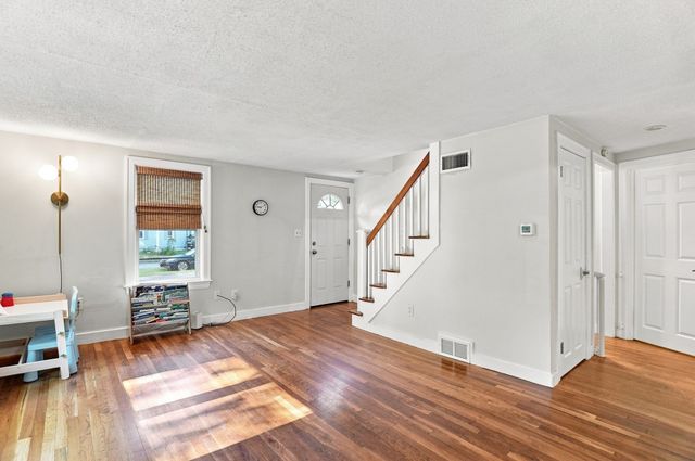 15 Miles Rd, Tewksbury, MA 01876