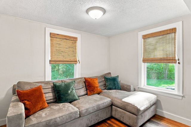 15 Miles Rd, Tewksbury, MA 01876