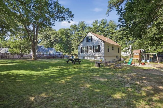15 Miles Rd, Tewksbury, MA 01876