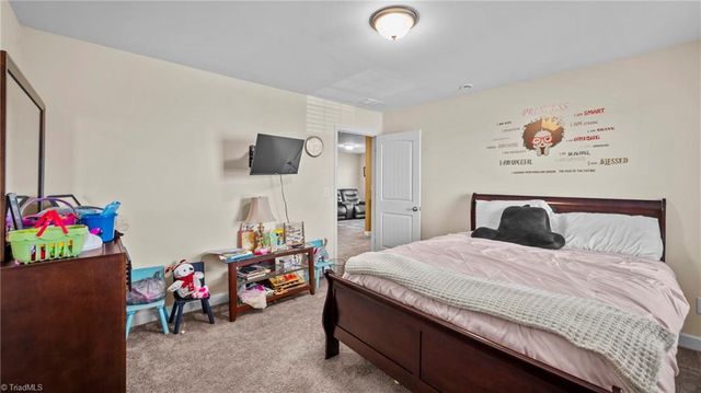 416 Freemont Drive, Thomasville, NC 27360