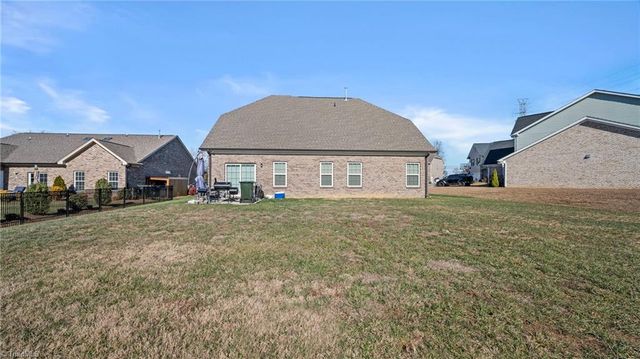416 Freemont Drive, Thomasville, NC 27360