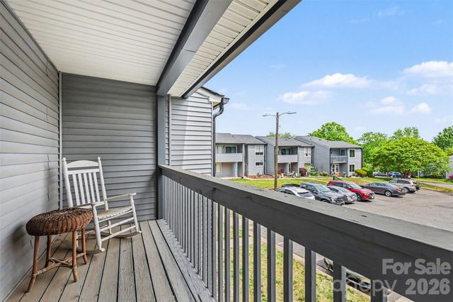 6614 Point Comfort Lane, Charlotte, NC 28226