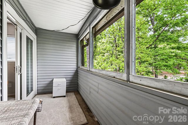 6614 Point Comfort Lane, Charlotte, NC 28226