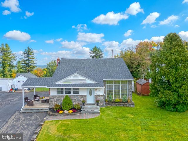 409 REDHILL DR, Broomall, PA 19008
