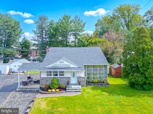 409 REDHILL DR, Broomall, PA 19008