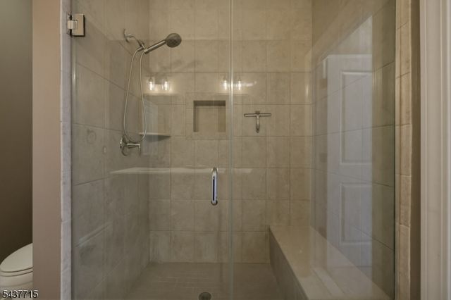 9 Coneflower Ct, Allamuchy Twp., NJ 07840