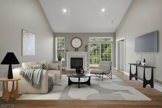 9 Coneflower Ct, Allamuchy Twp., NJ 07840